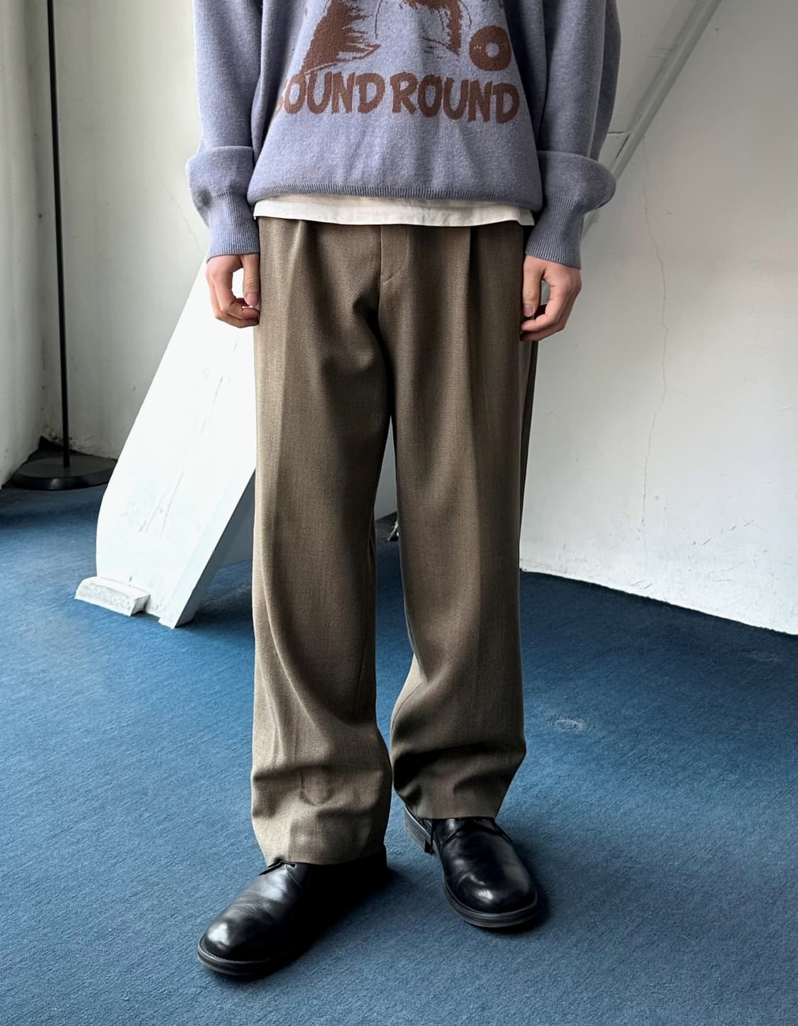 Light wool 2 pleats trouser 상품이미지1