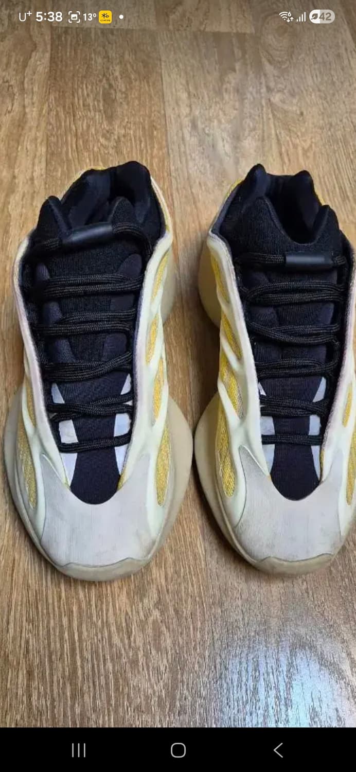 아디다스 이지700 v3 사플로워 220mm 상품이미지3