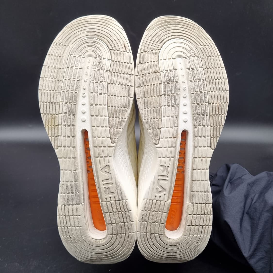 필라 웨이블렛 운동화255 상품이미지3