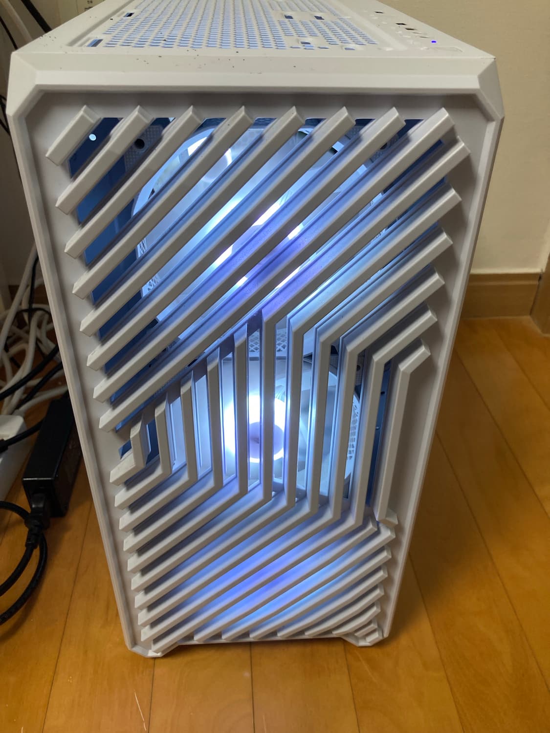 RTX 2060 게이밍 컴퓨터 본체 입니다! 상품이미지2