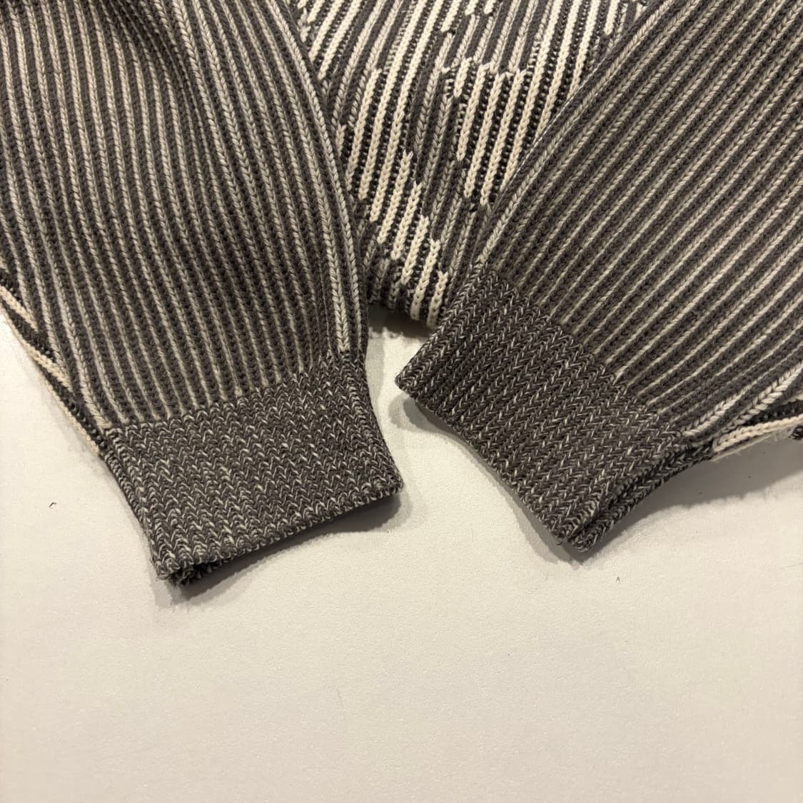 [M] 크리틱 스트라이프 니트 스웨터 D150 상품이미지6