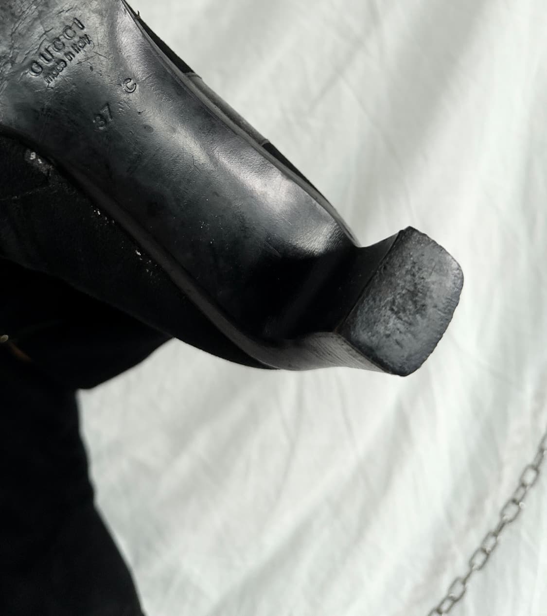 구찌 by 톰포드 스퀘어토 스웨이드 부츠 상품이미지5