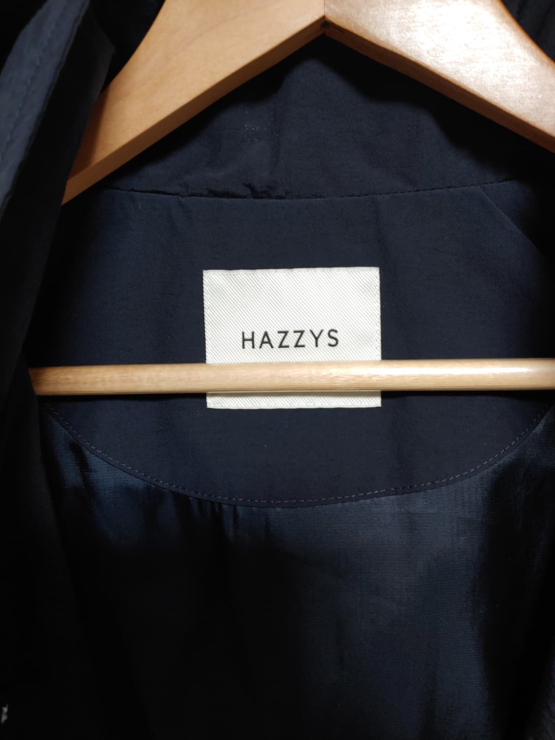 헤지스 2023 395000 히든후드 점퍼 상품이미지9