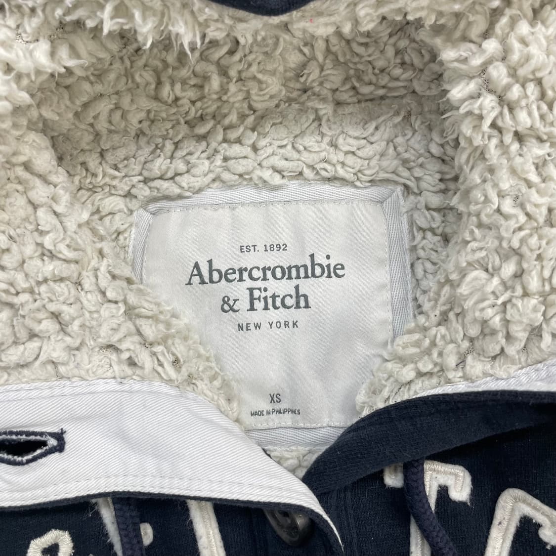 아베크롬비 피치 로고 양털 후드 버튼 집업 네이비 상품이미지4