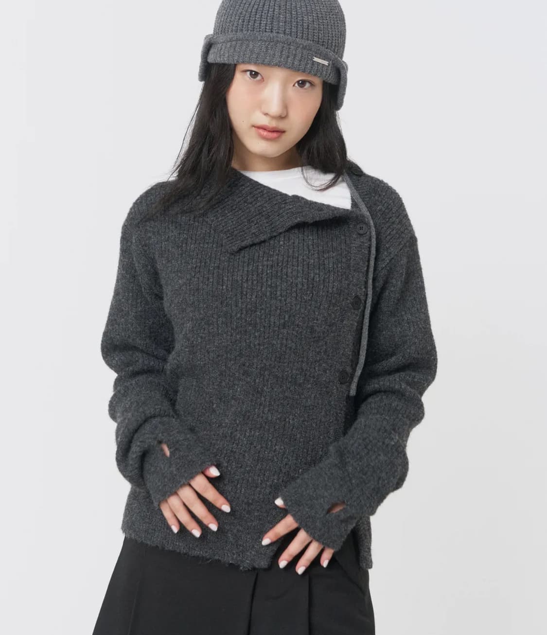 미세키서울 사이드버튼 니트 차콜 상품이미지1