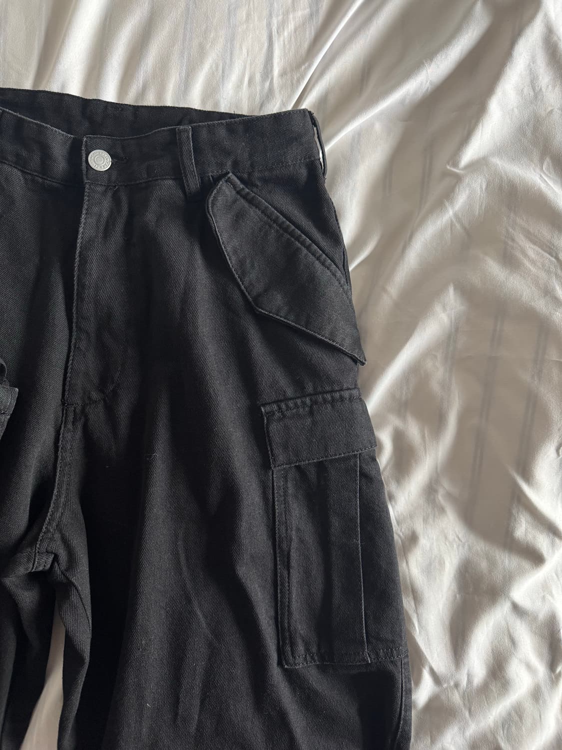 [30] 자라 와이드핏 데님 카고 팬츠 상품이미지4