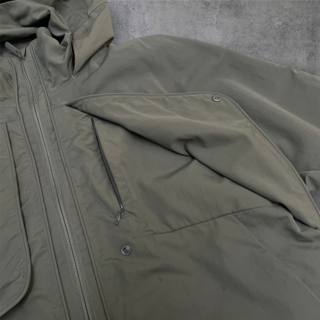 룰루레몬 Lululemon 카키 올웨이즈 에포트리스 후드 자켓 10 상품이미지4