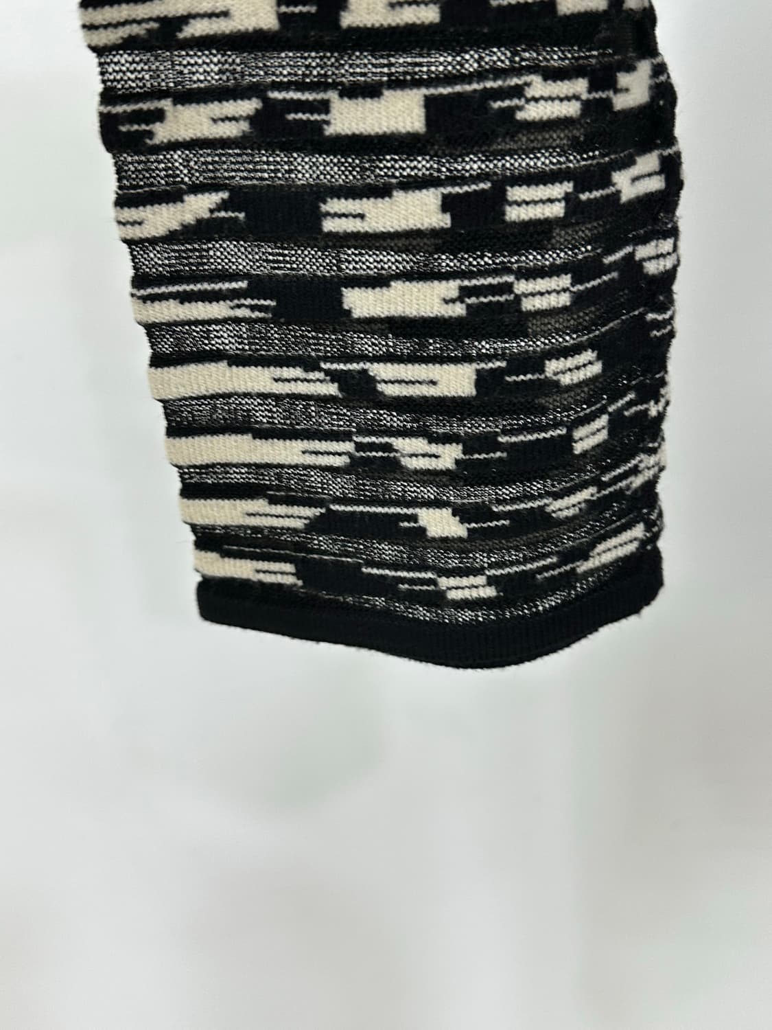 에스카다 가디건 상품이미지4