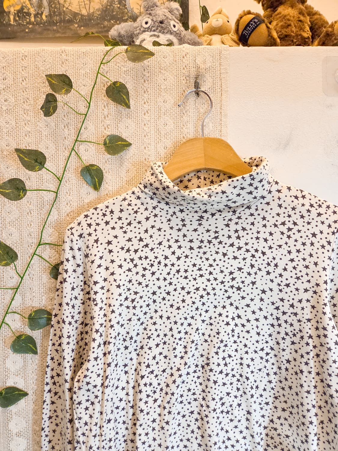 브라운 별패턴 목폴라 슬리브 상품이미지2