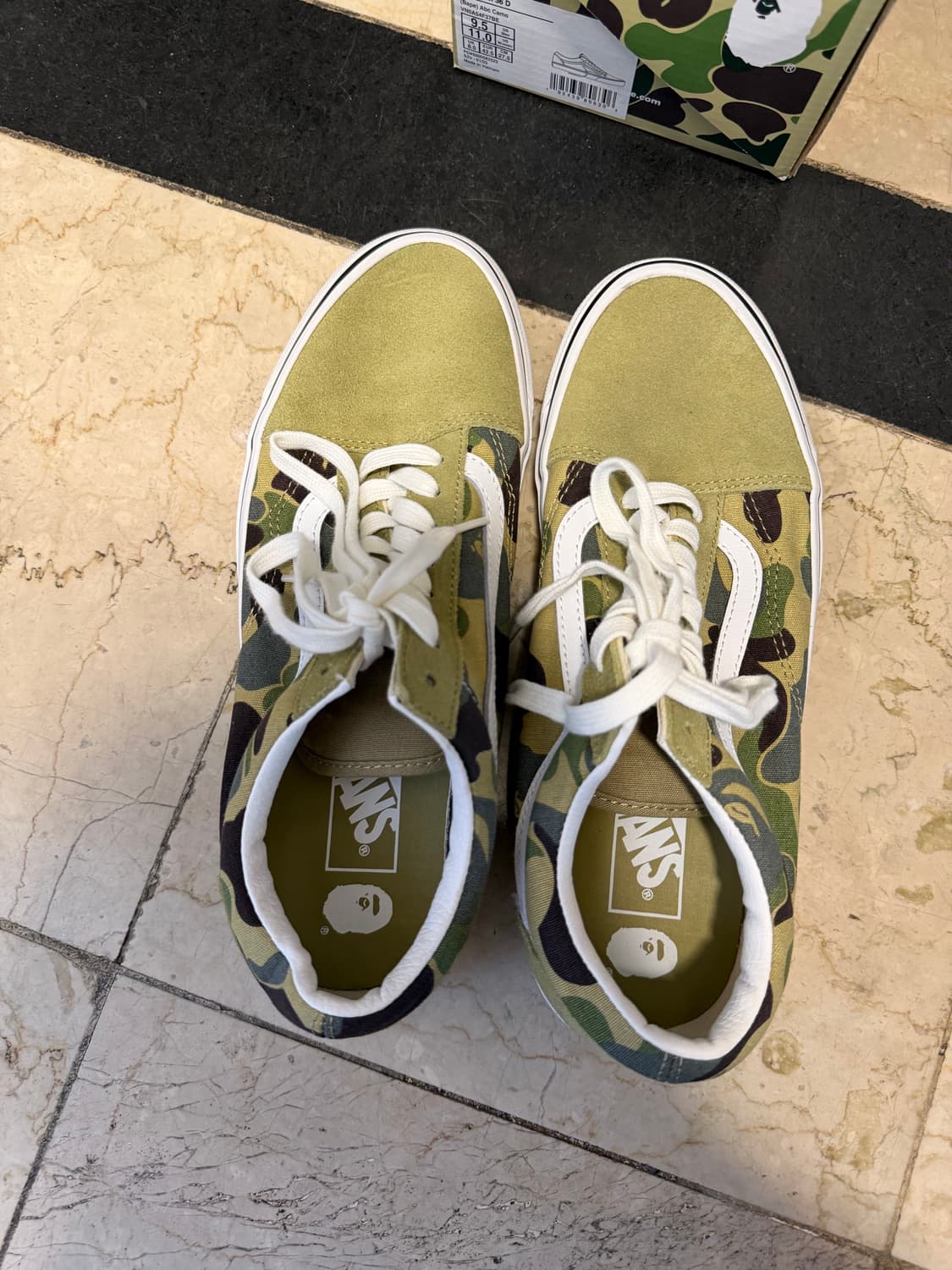 반스x베이프 올드스쿨 상품이미지3