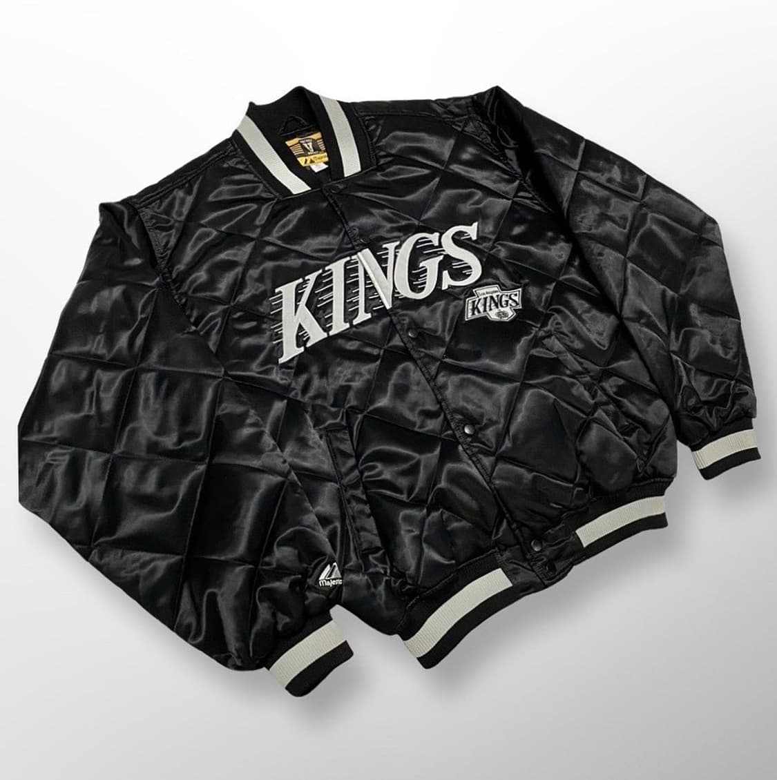 대장급 90s USA 마제스틱 LA킹스 바시티자켓 상품이미지5