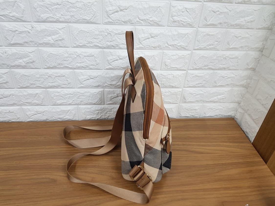 닥스 백팩 (정품)  상품이미지3