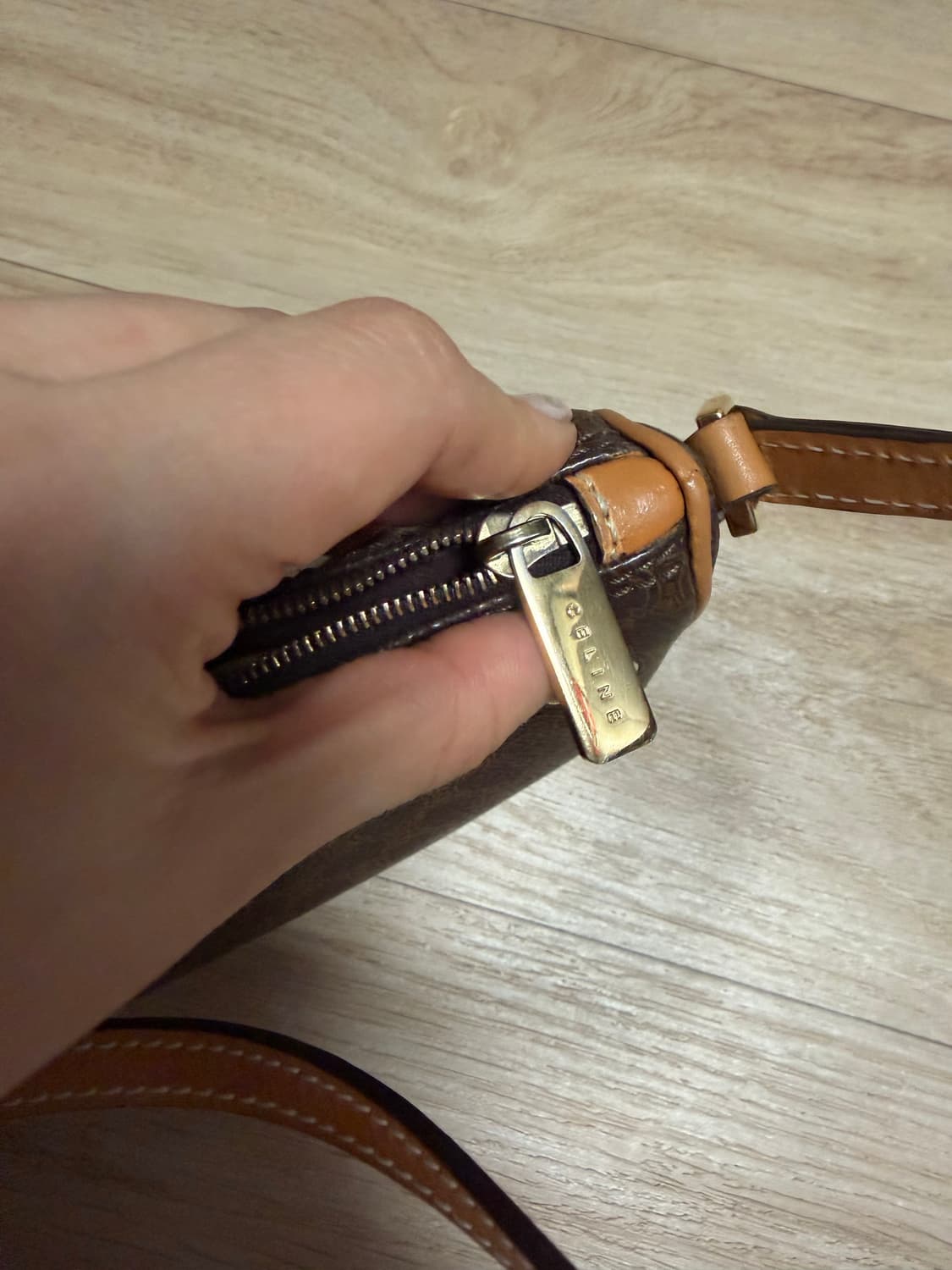 셀린느 마카담 빈티지 숄더백 상품이미지9