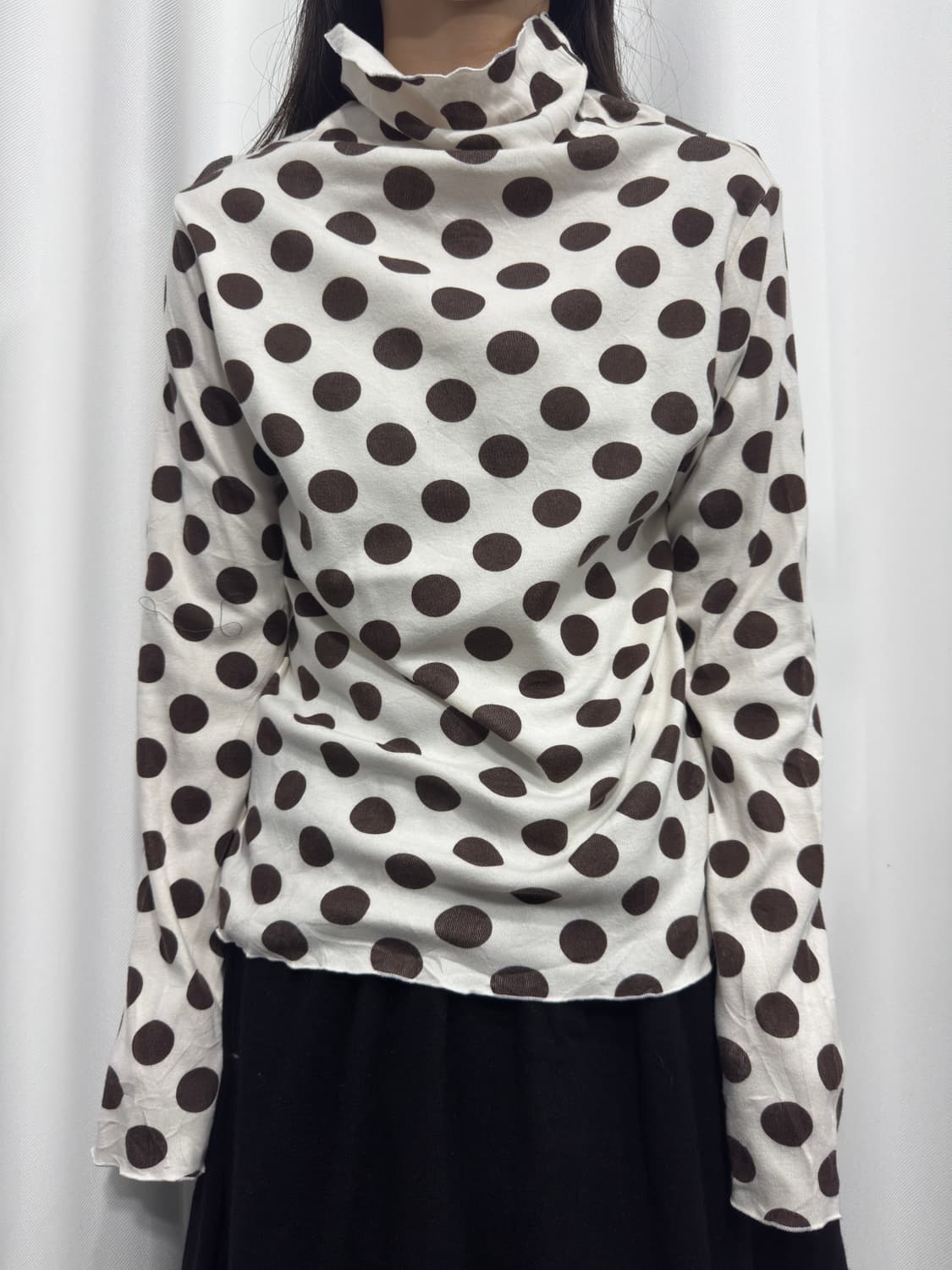 brown dot longsleeve 상품이미지1