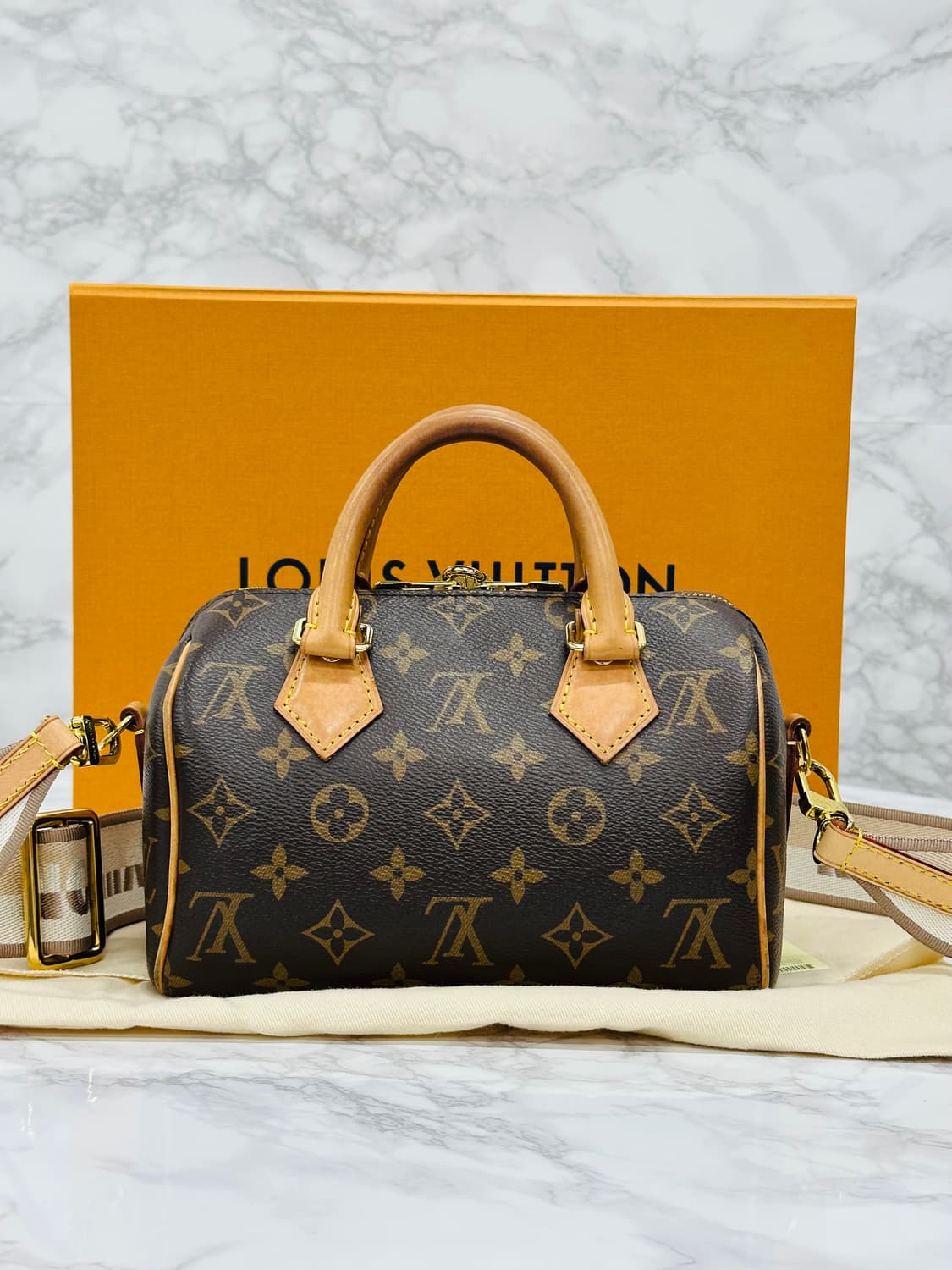 루이비통 반둘리에 스피디 20 상품이미지7