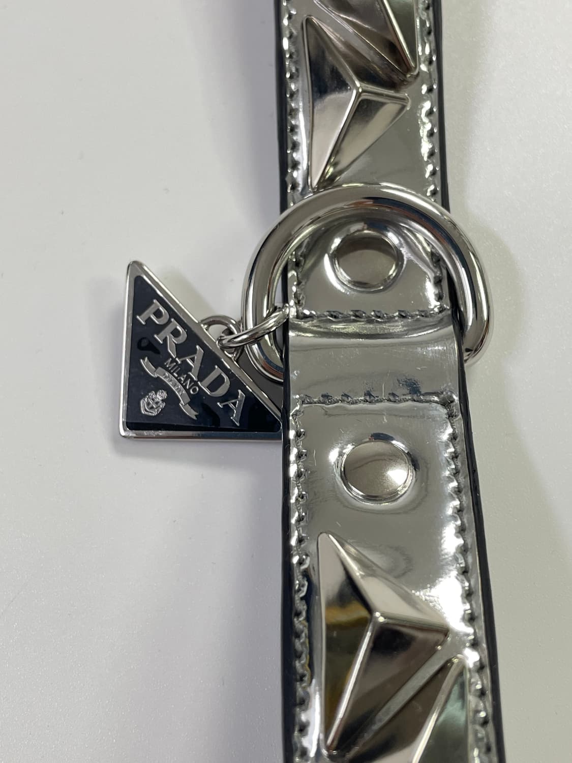 새상품 프라다 강아지 목줄 목걸이 스터드 실버 상품이미지6