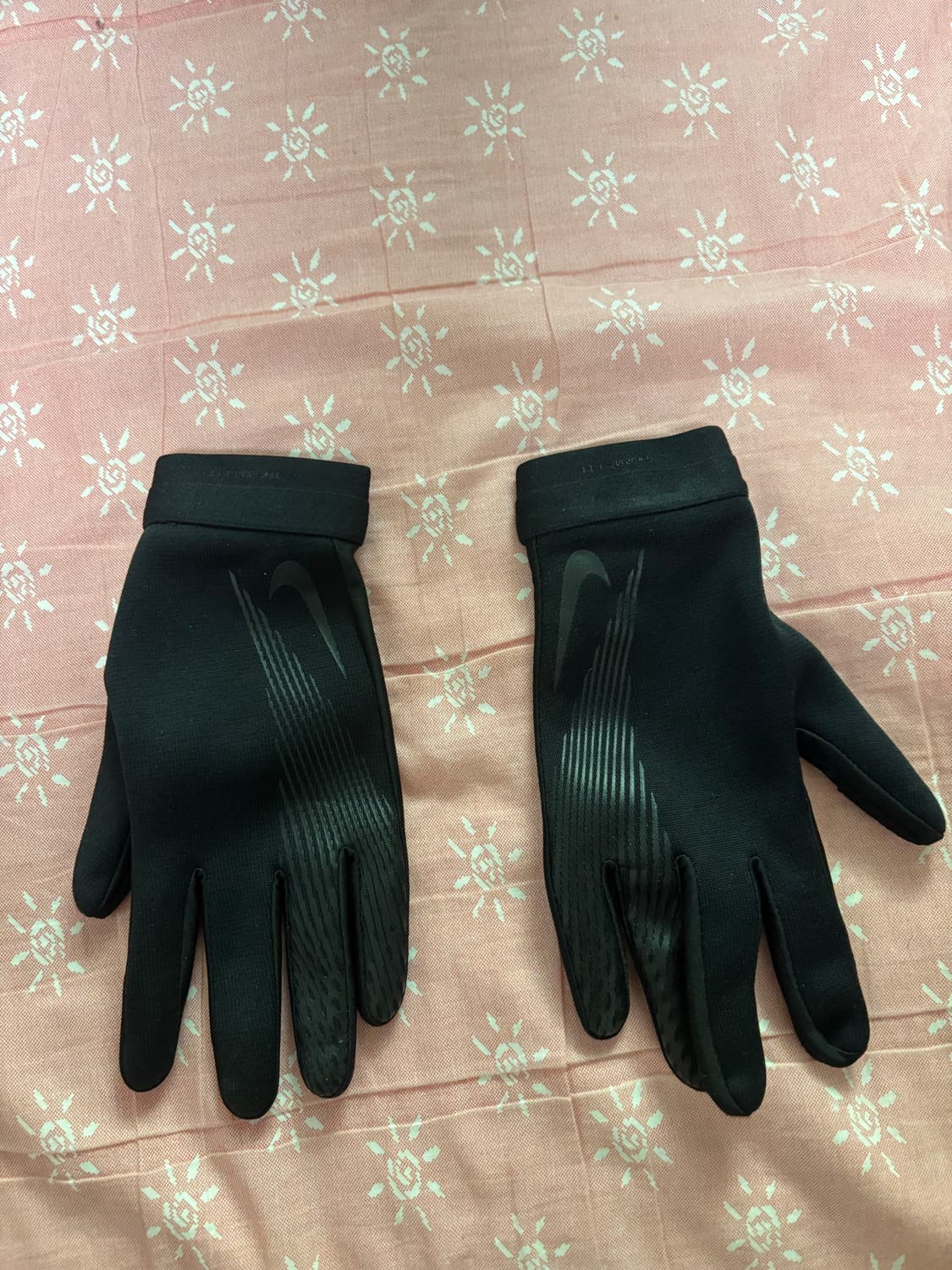 나이키 드라이핏 장갑 M사이즈 새상품 판매 상품이미지4