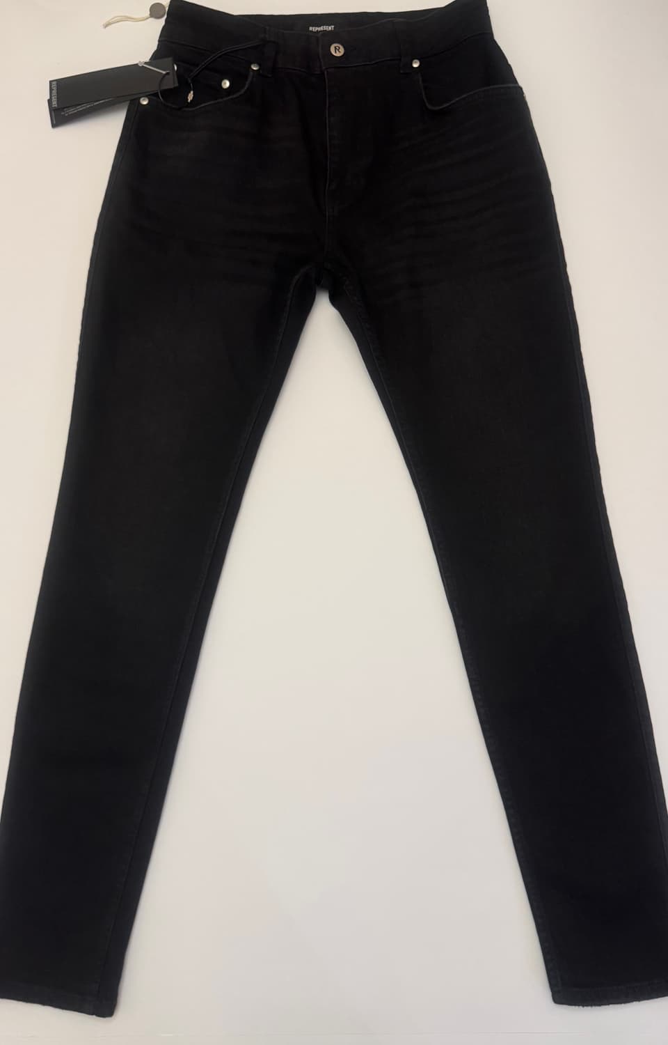 represent   리프레젠트 블랙 워싱 슬림핏  데님 팬츠  상품이미지3