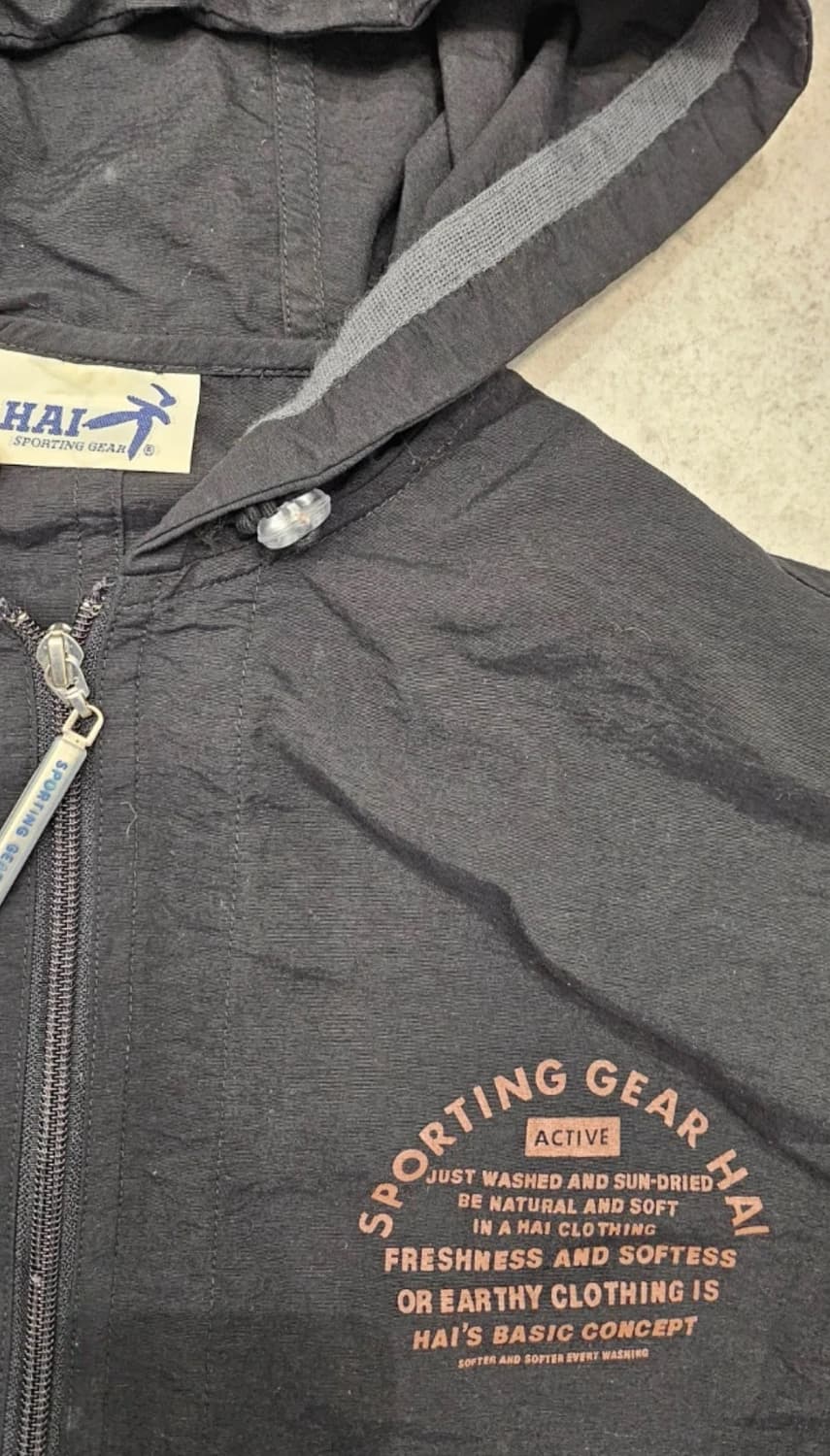 이세이 미야케 바람막이 100 상품이미지2