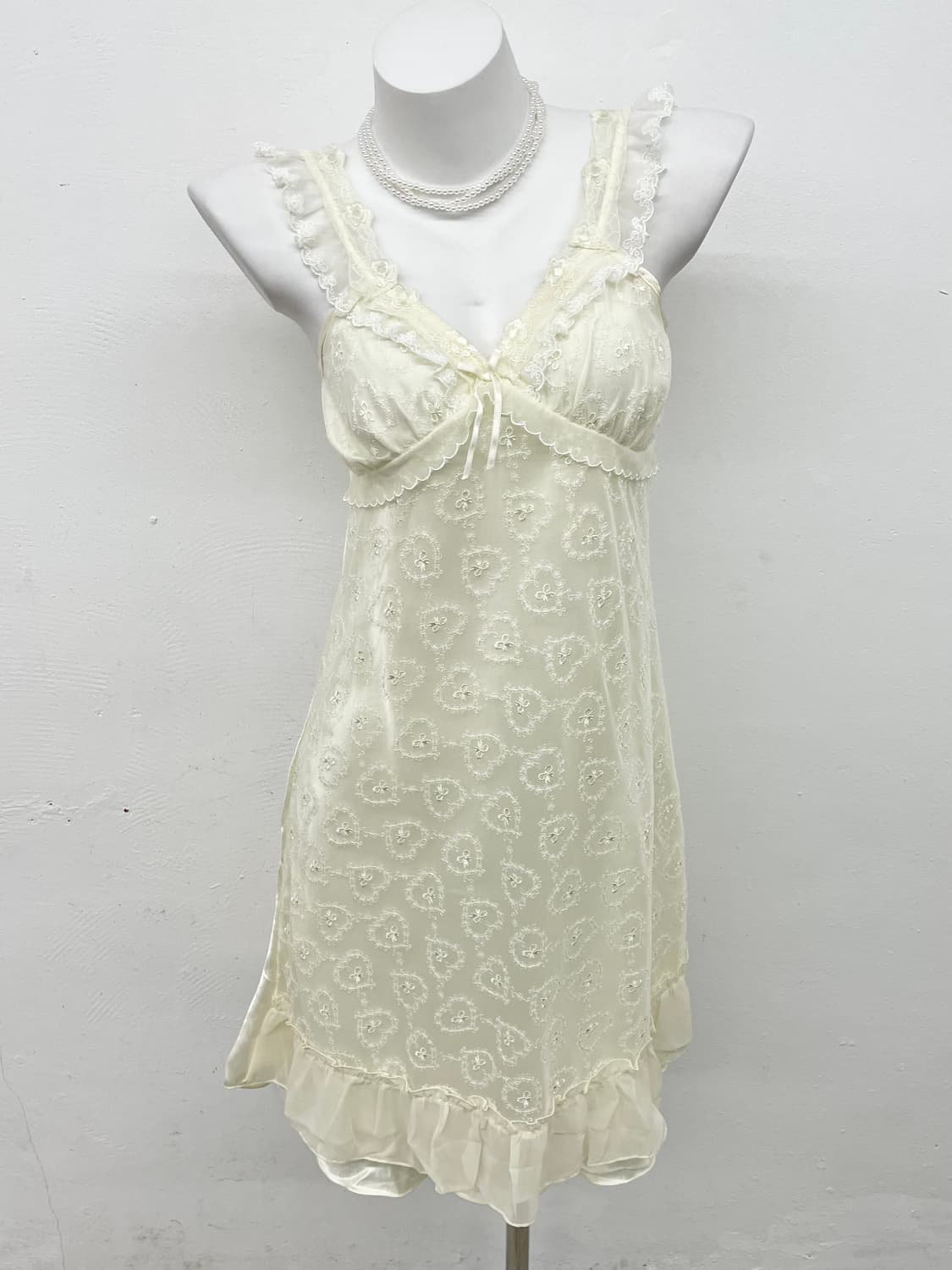 히메갸루 크림 레이스 자수 슬립 상품이미지1