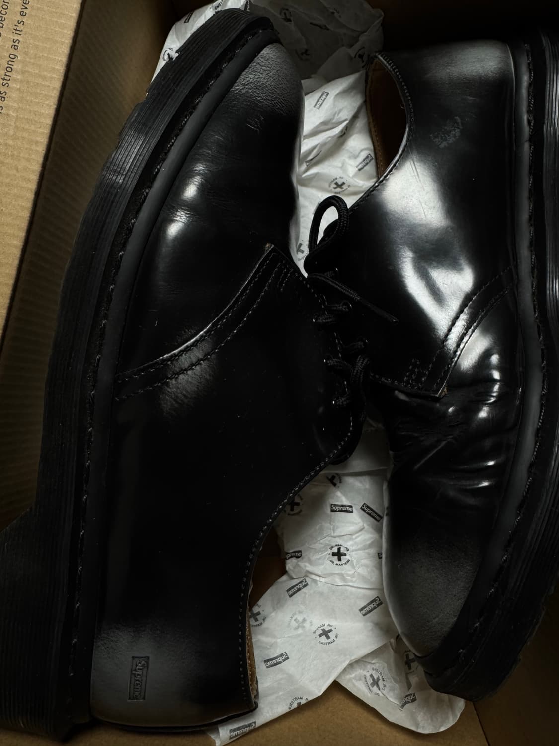 슈프림 x 닥터마틴 1461 그레이 실버 300 상품이미지2