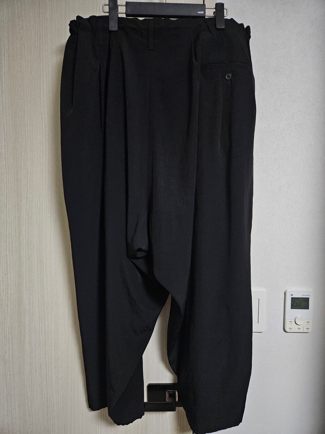 요지야마모토 뿌르옴므 턱시도 배기팬츠 상품이미지2