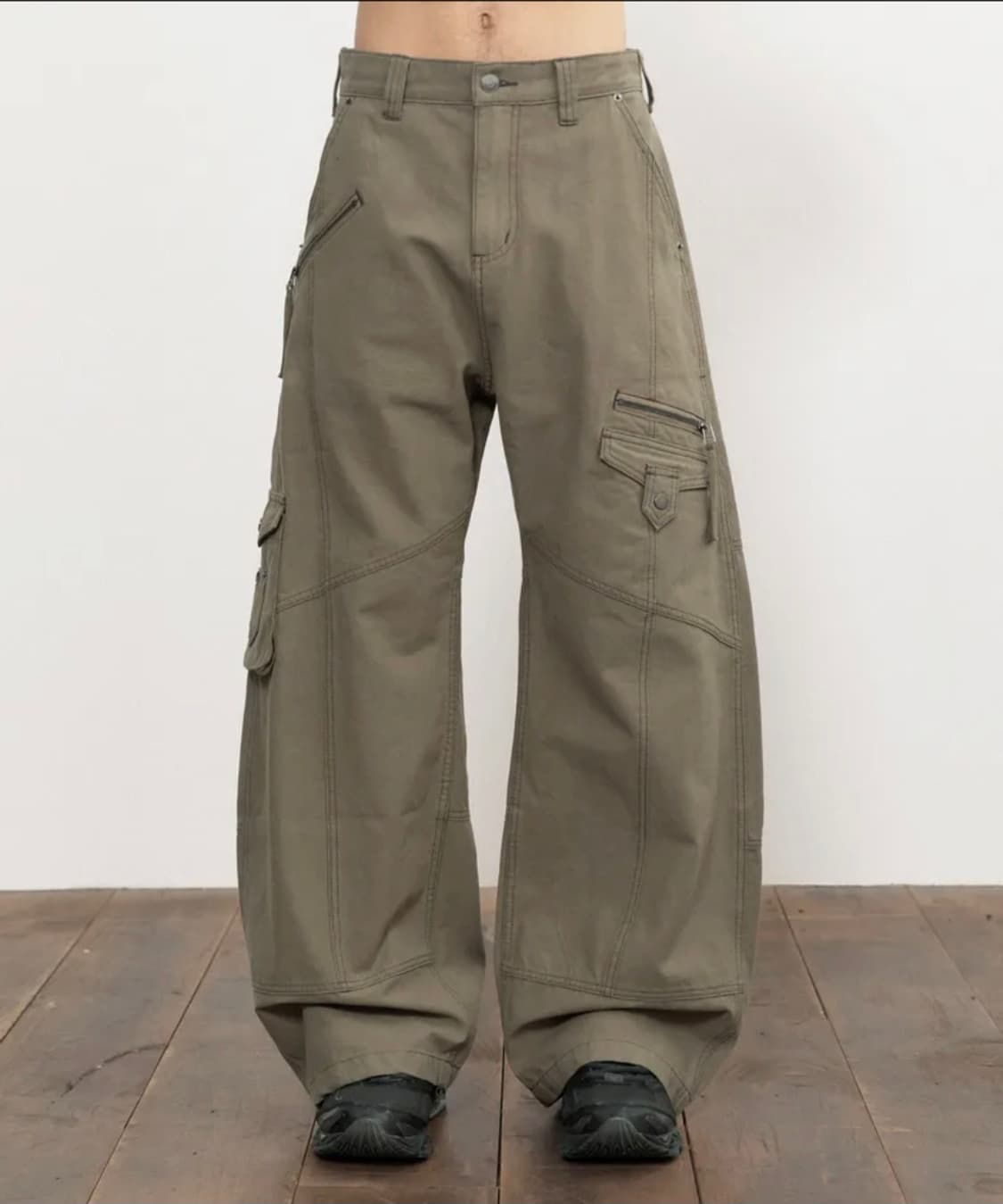 엣지 워크 라보 팬츠 [페이드 베이지]
 상품이미지1