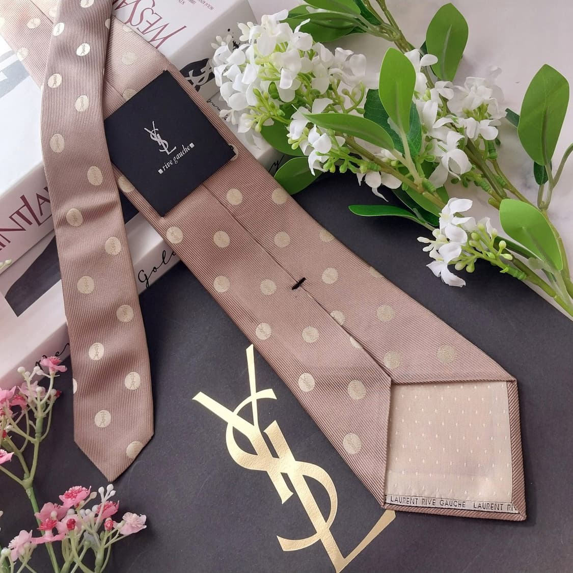 입생로랑 실크 베이지 로고 패턴 넥타이 8.5cm A+~A등급 K2012 상품이미지4