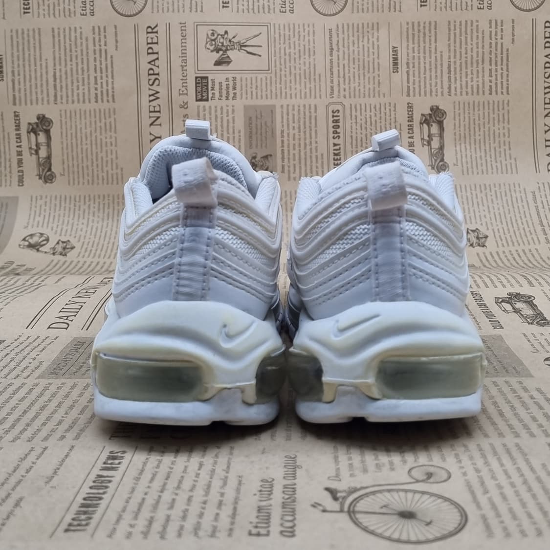 나이키 에어맥스97 트리플화이트 운동화230 상품이미지4