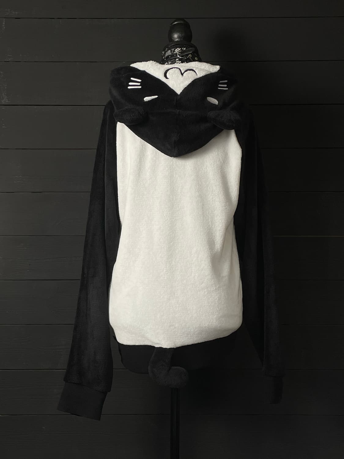 JPN 네코미미 발젤리 나그랑 블랙 화이트 후드집업 상품이미지3