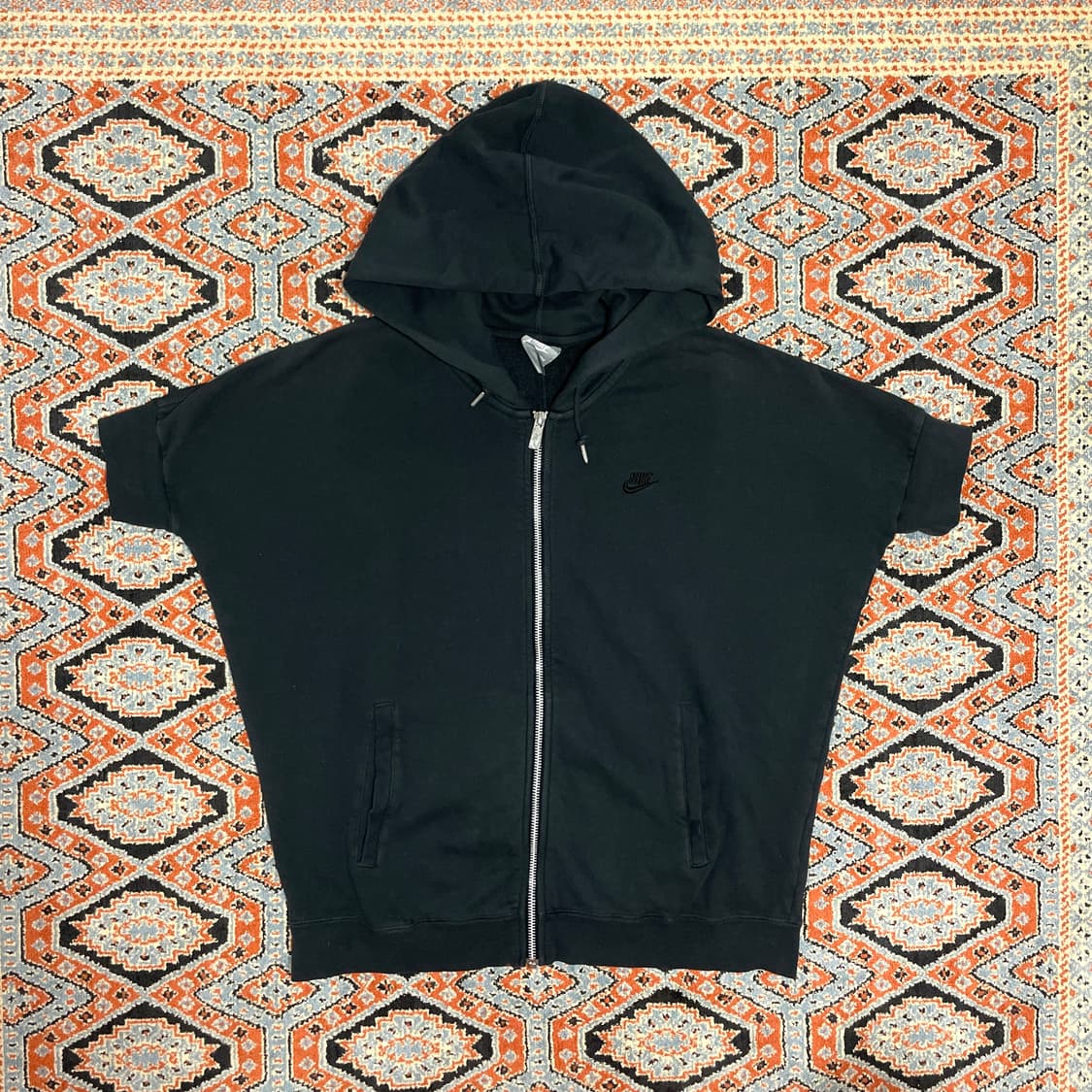 나이키 스몰로고 블랙 반팔 후드집업 남성L 상품이미지1