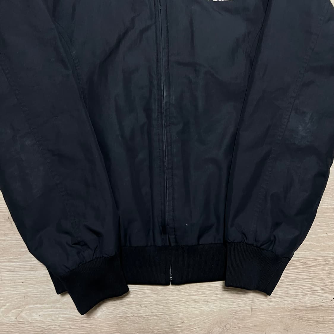 푸마 여성 리핑 캣 로고 블루종 바람막이 집업자켓 [블랙] XS/85 상품이미지3