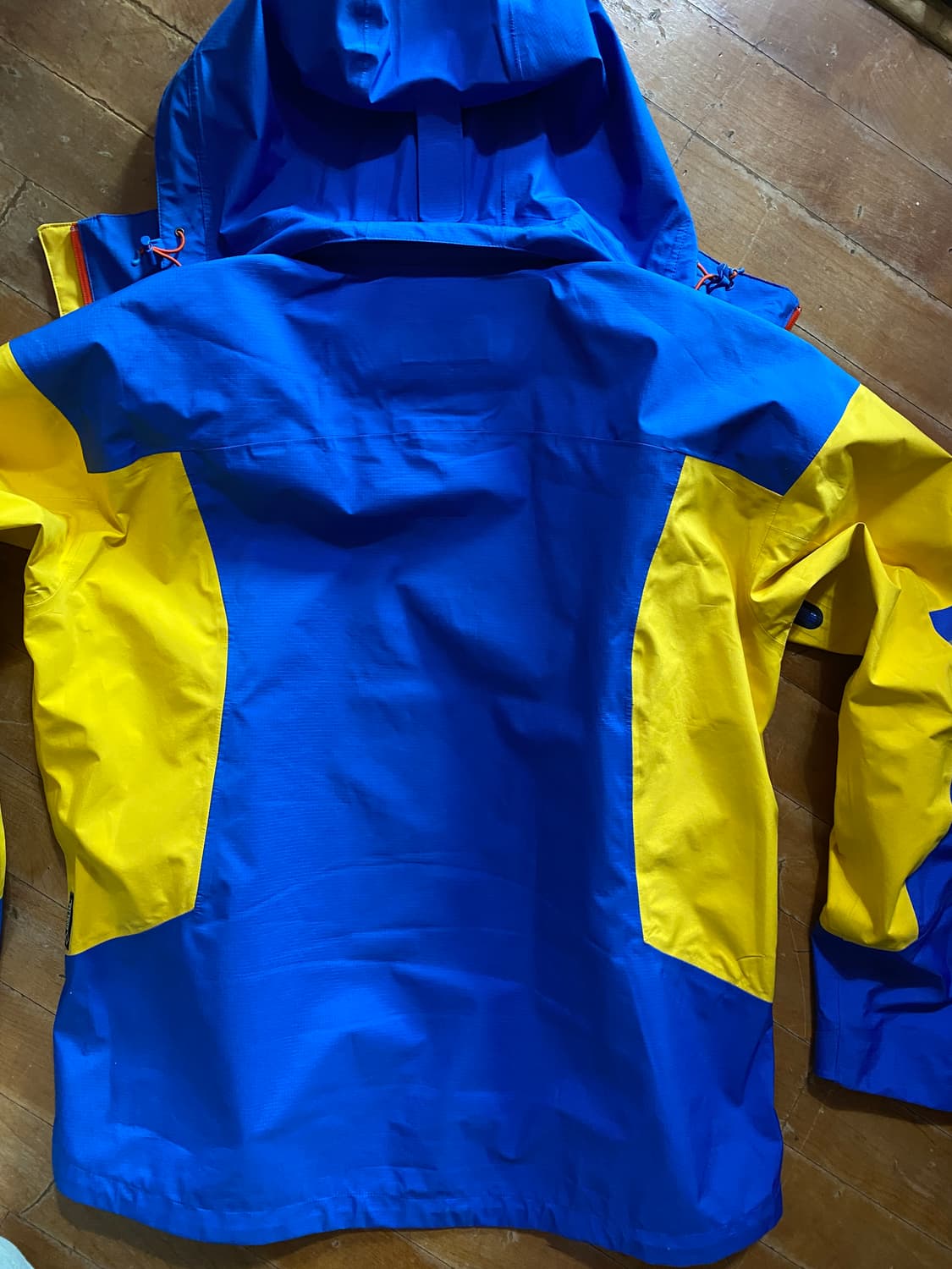 (새상품급) 영원 고어텍스 방수 자켓 105 상품이미지7