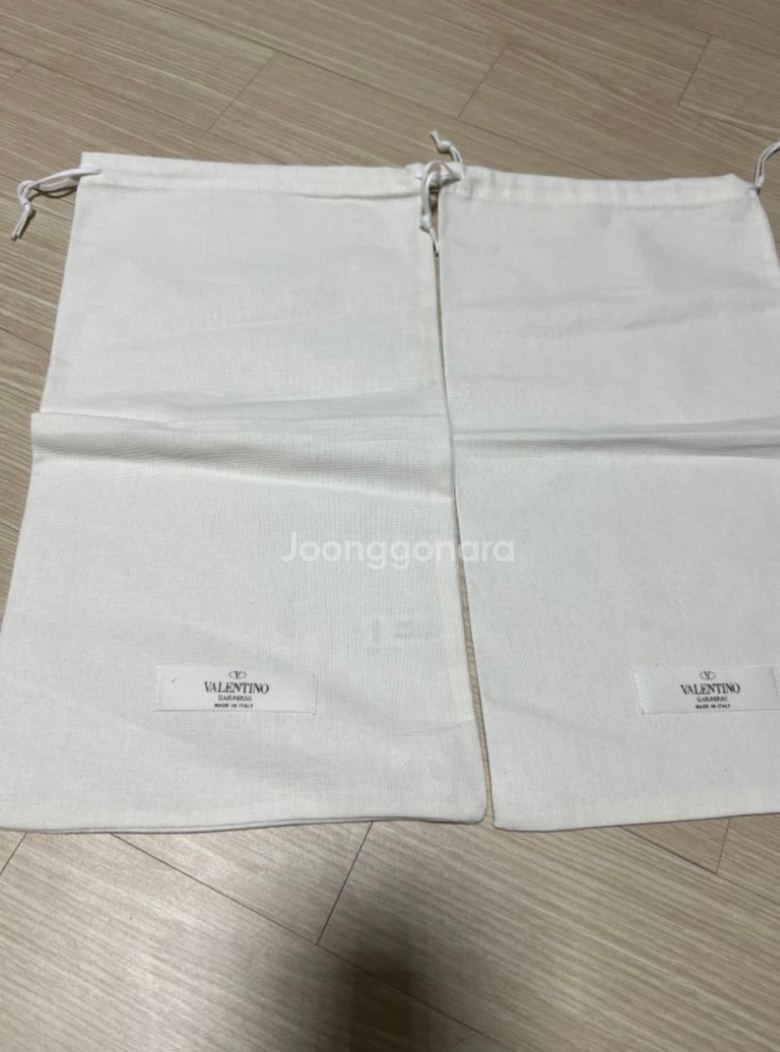 발렌티노 락스터드 스니커즈 39 상품이미지5