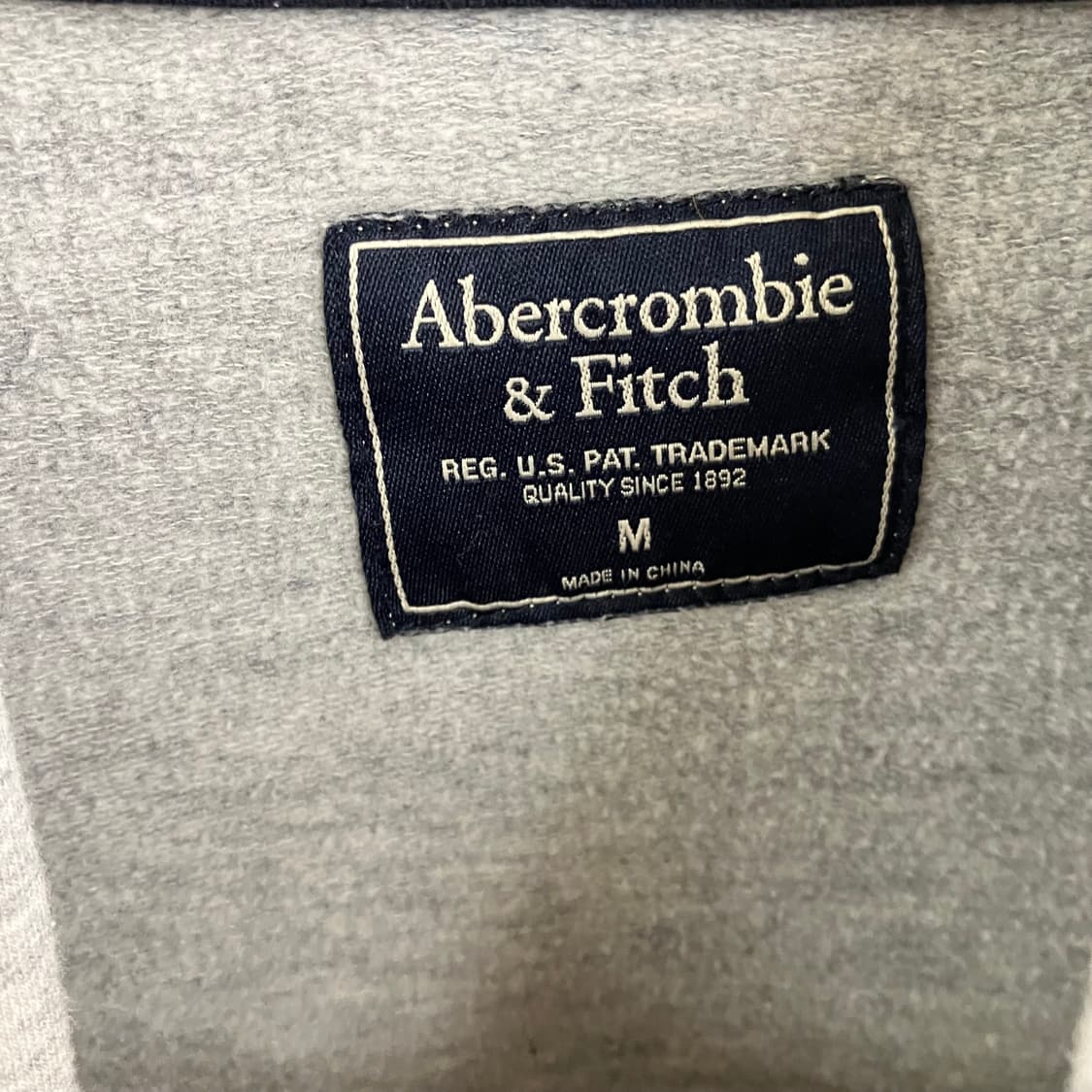 아베크롬비 그레이 라인 후드티 M 상품이미지3