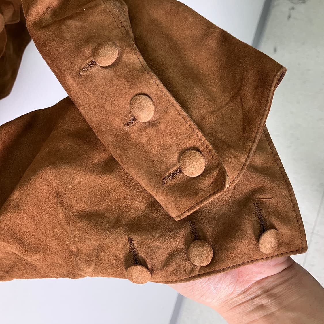 Hermes 에르메스 브라운 스웨이드 크롭 자켓 38 상품이미지8