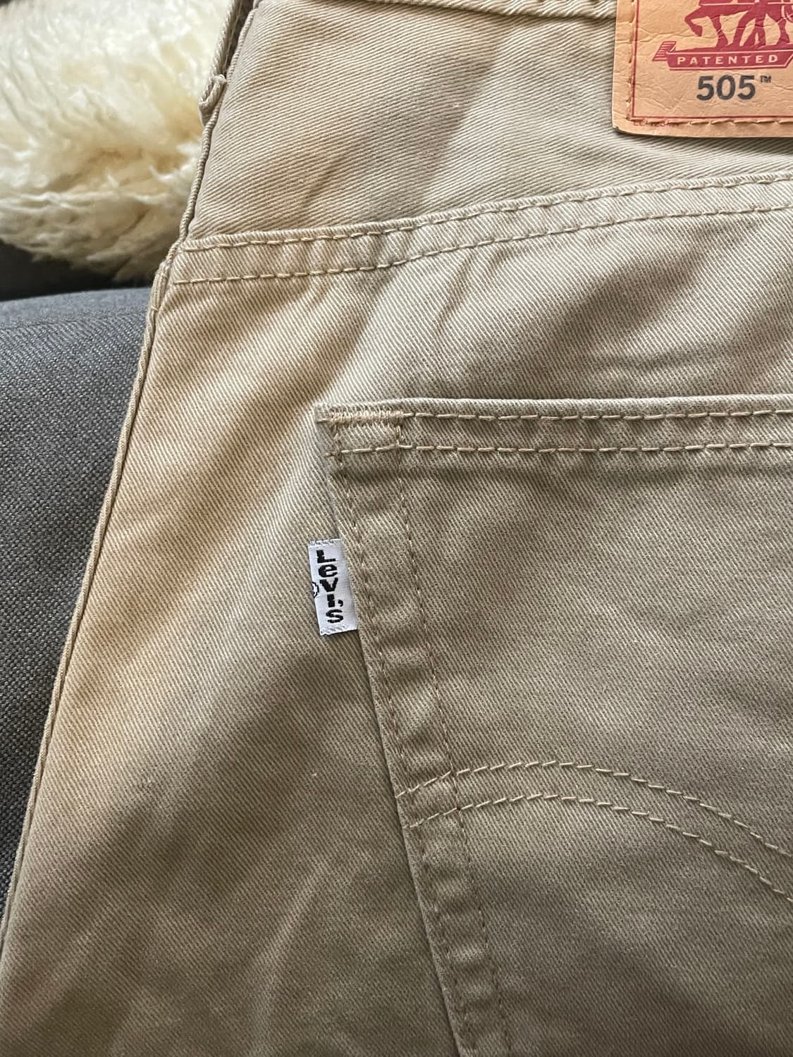 리바이스505 베이지색 팬츠 화이트탭 상품이미지3