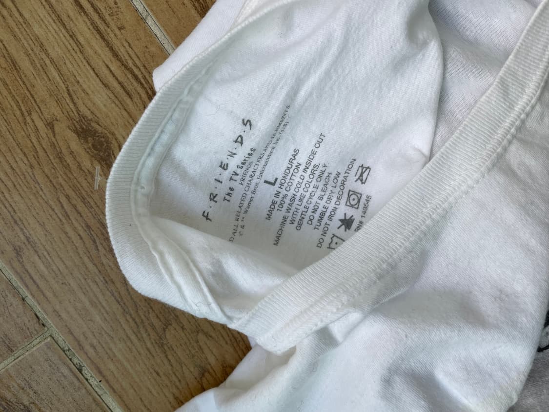Friends vintage tee L 상품이미지5