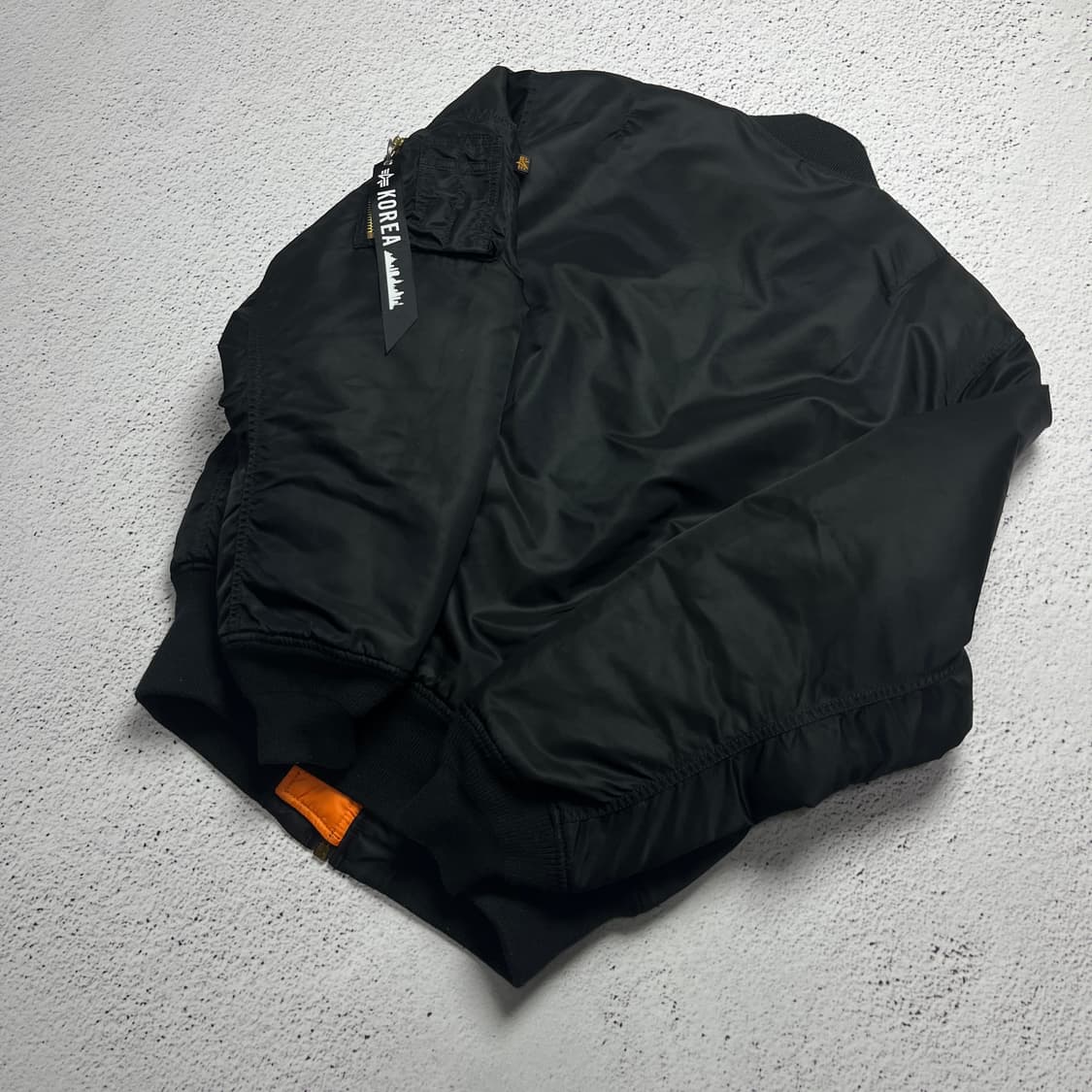 Alpha Industries MA-1 Flight Jacket 상품이미지7