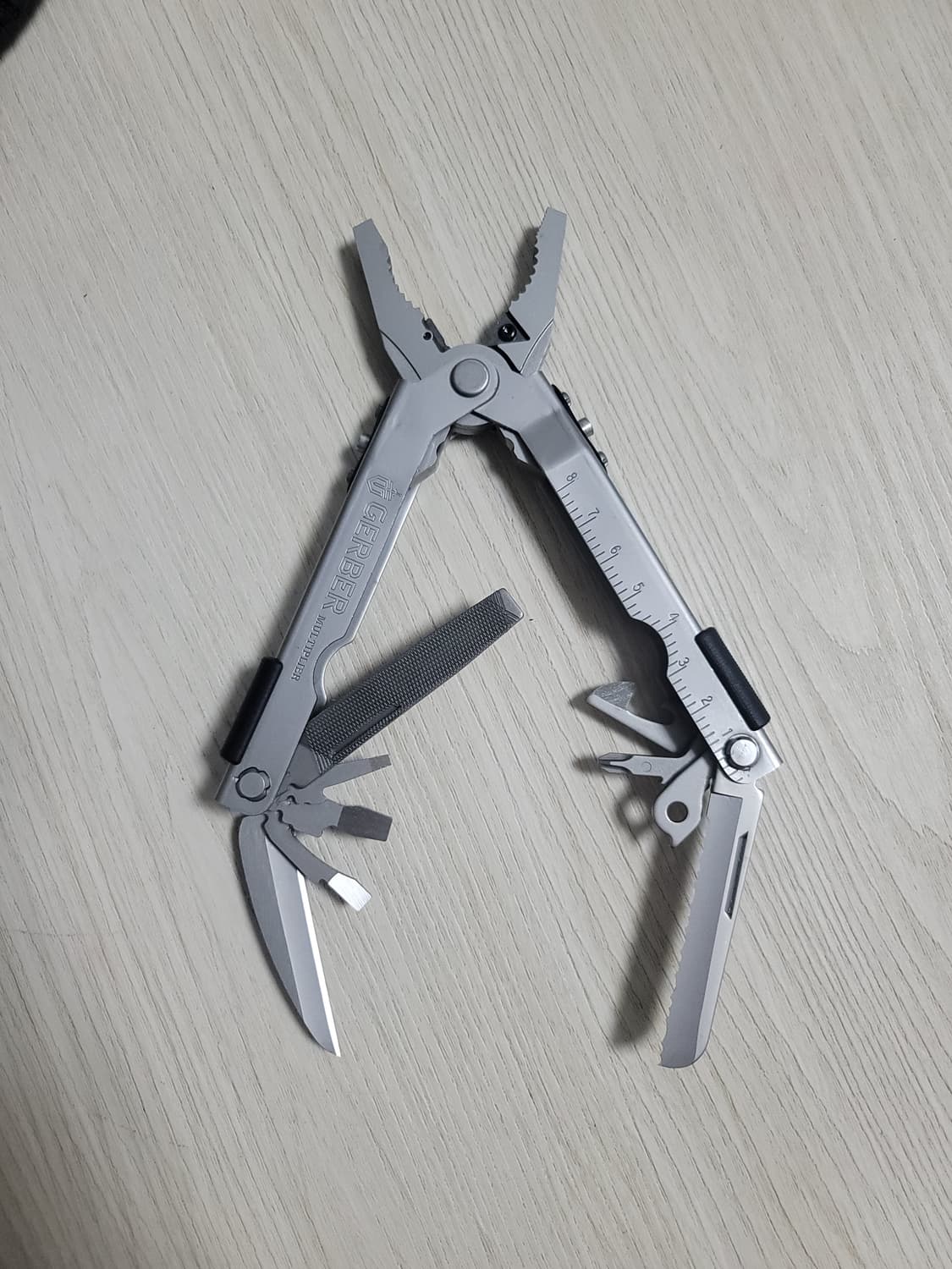 거버 멀티툴 + 파우치 상품이미지2