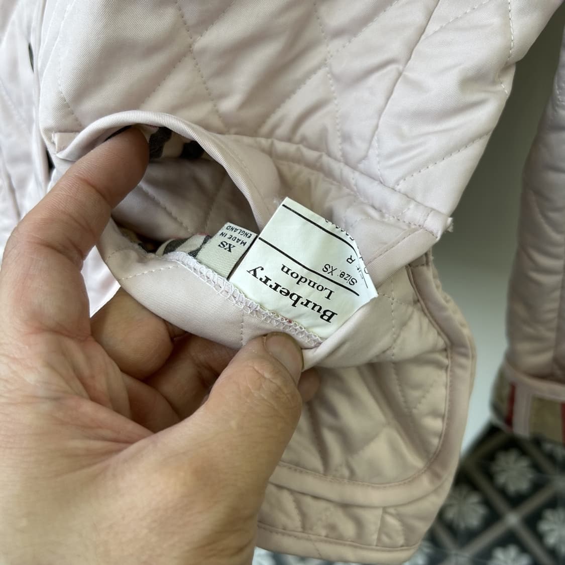 15330 - 버버리 핑크 퀄팅 자켓 상품이미지4