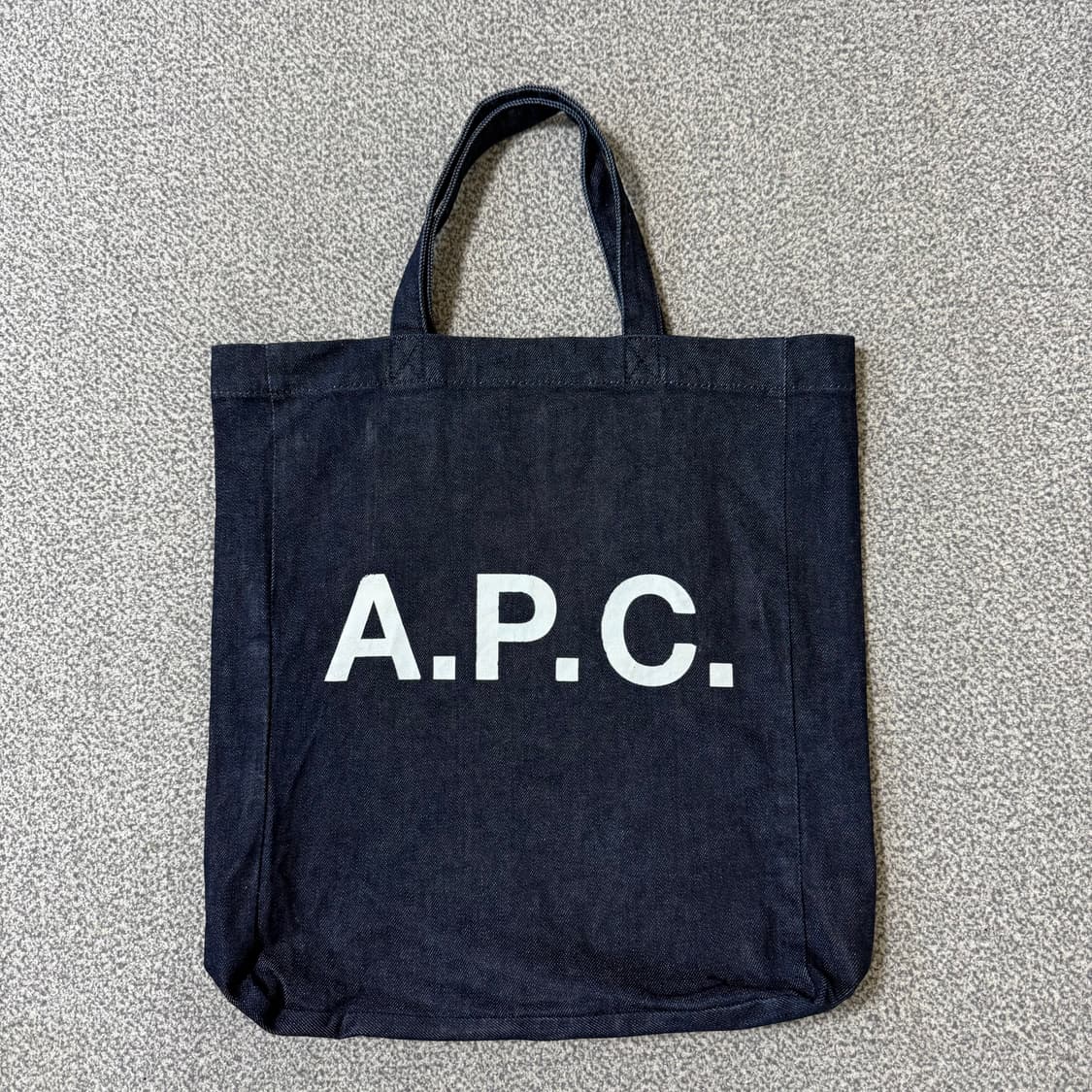 APC 아페쎄 데님 에코백 상품이미지1