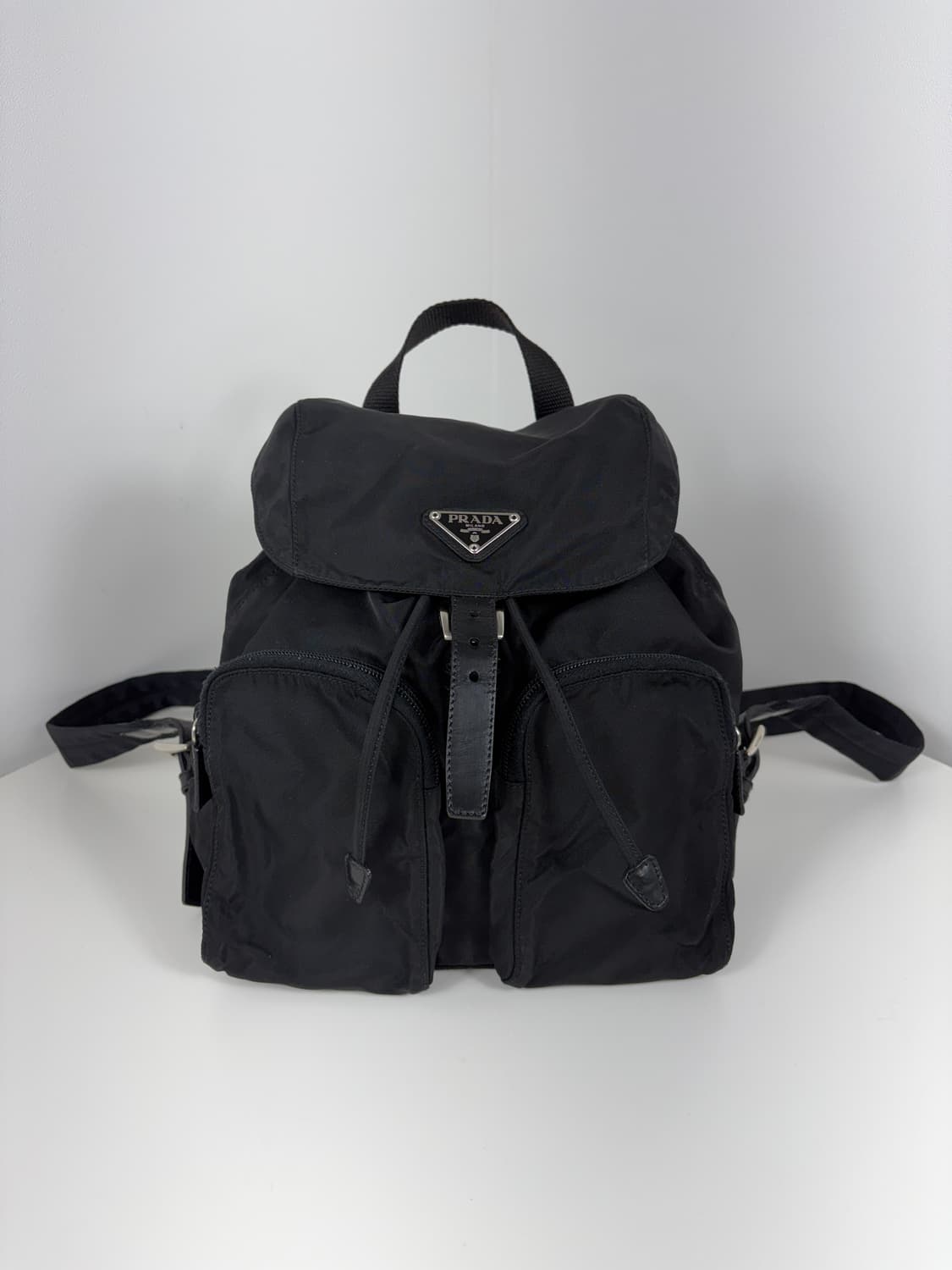 프라다 나일론 더블포켓 스몰 백팩 상품이미지1