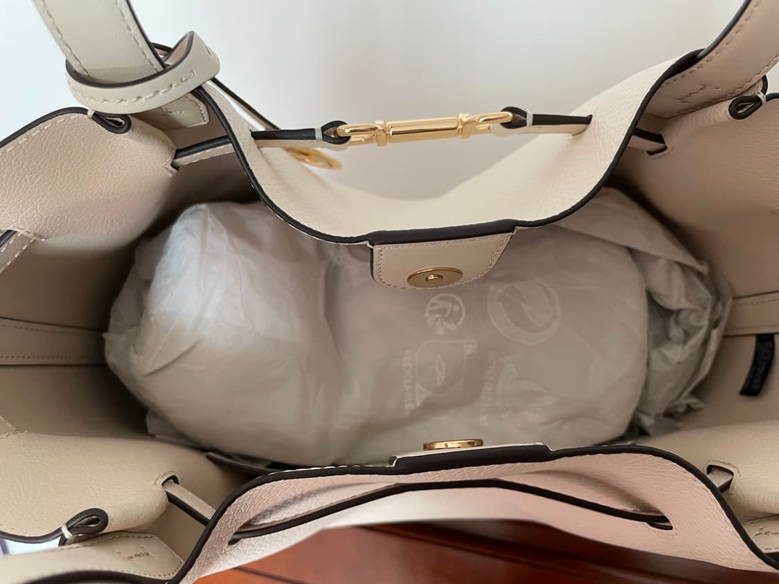 (새제품) 마이클코어스 칼슨 라지 토트 겸 숄더백 상품이미지3