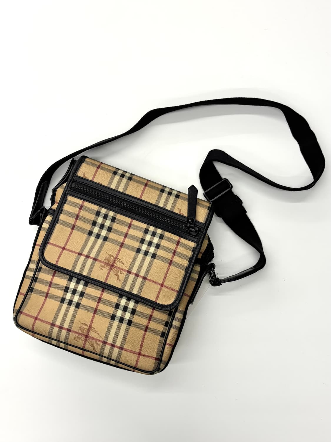 Burberry 버버리 베이지 헤이마켓 크로스백 상품이미지2