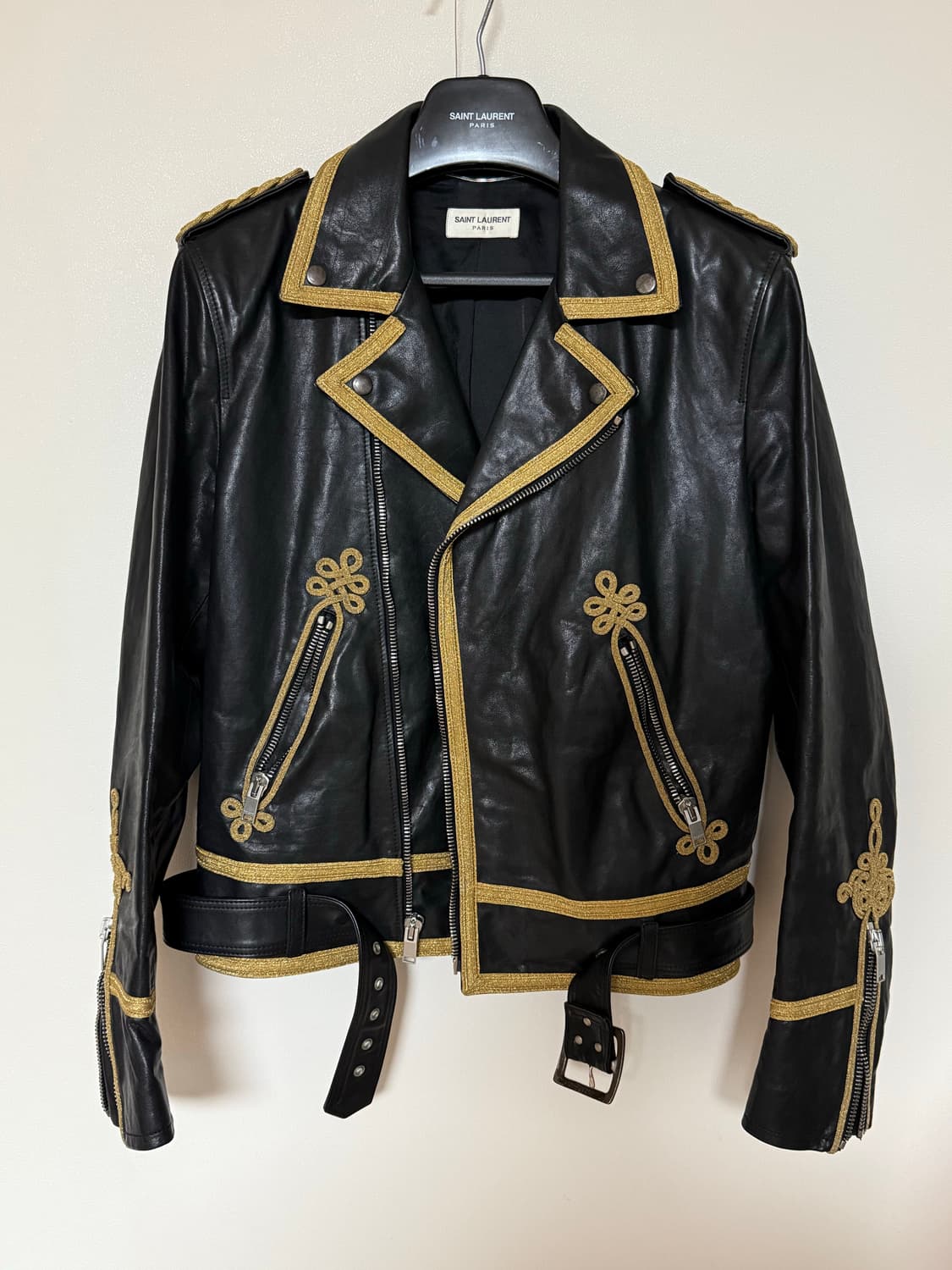 생로랑 레더자켓 카티 착용 상품이미지6