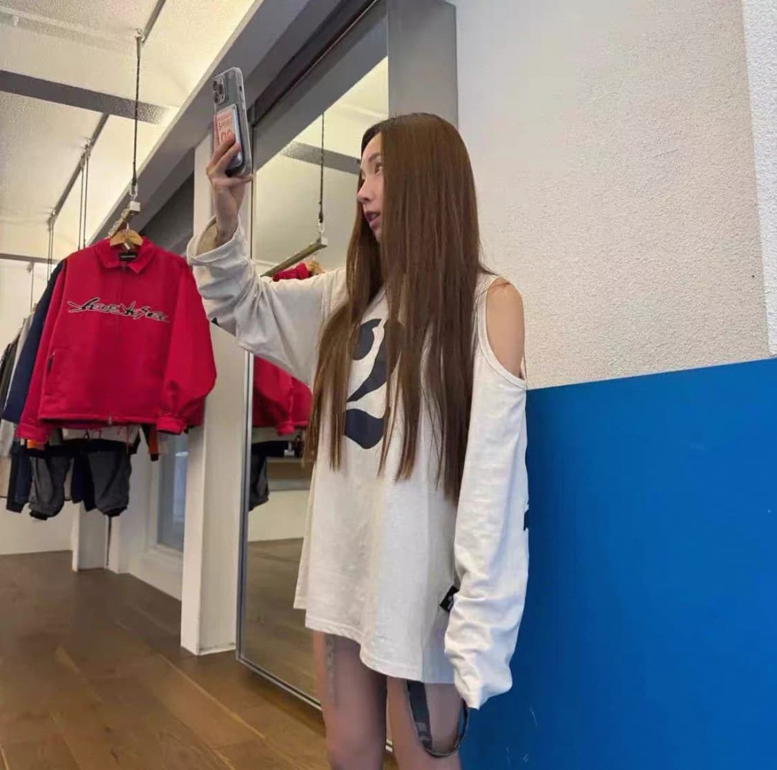 더미스테리어스호텔 어깨트임 슬리브 상품이미지1