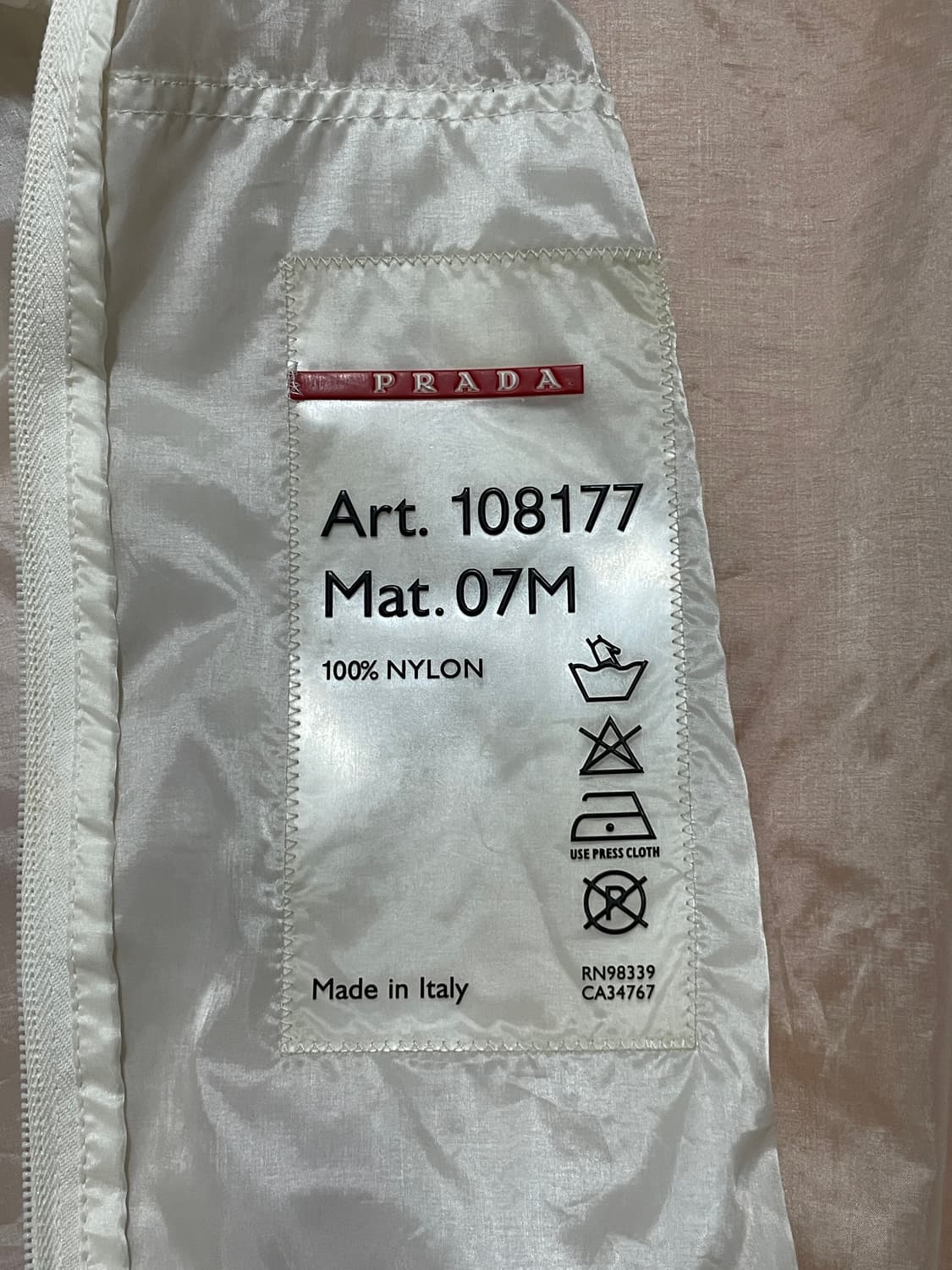 Prada 1999s Red Tap Convertible jacket 상품이미지8