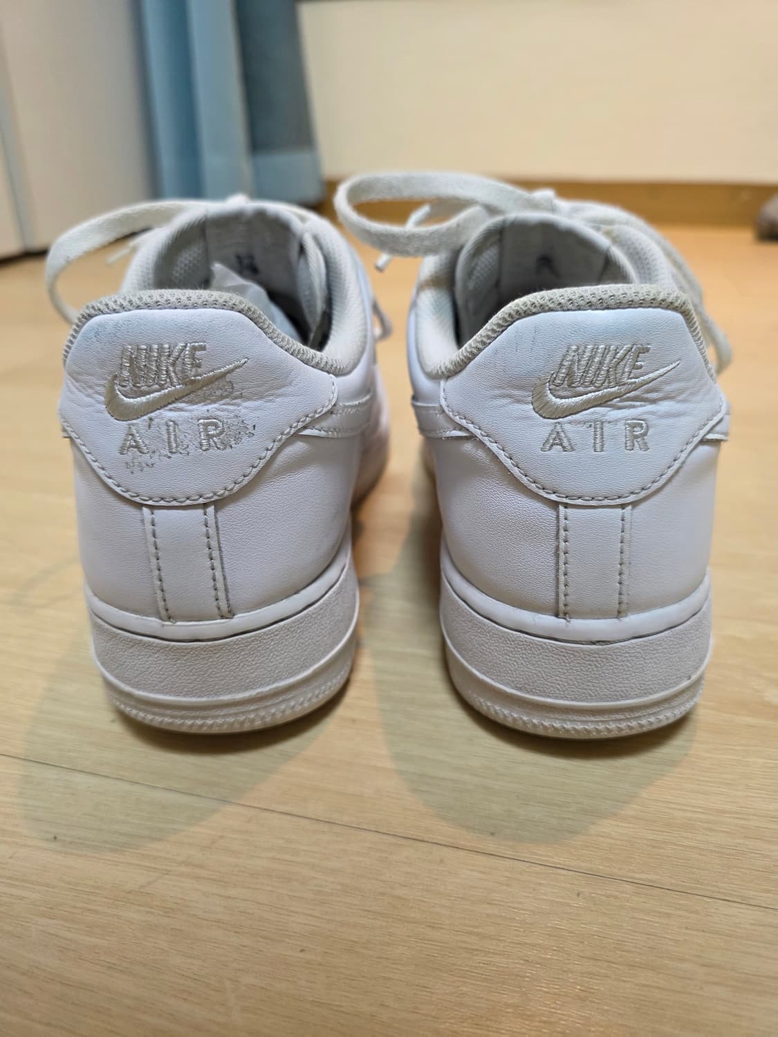 나이키 에어포스1 '07 화이트 (275) 상품이미지3