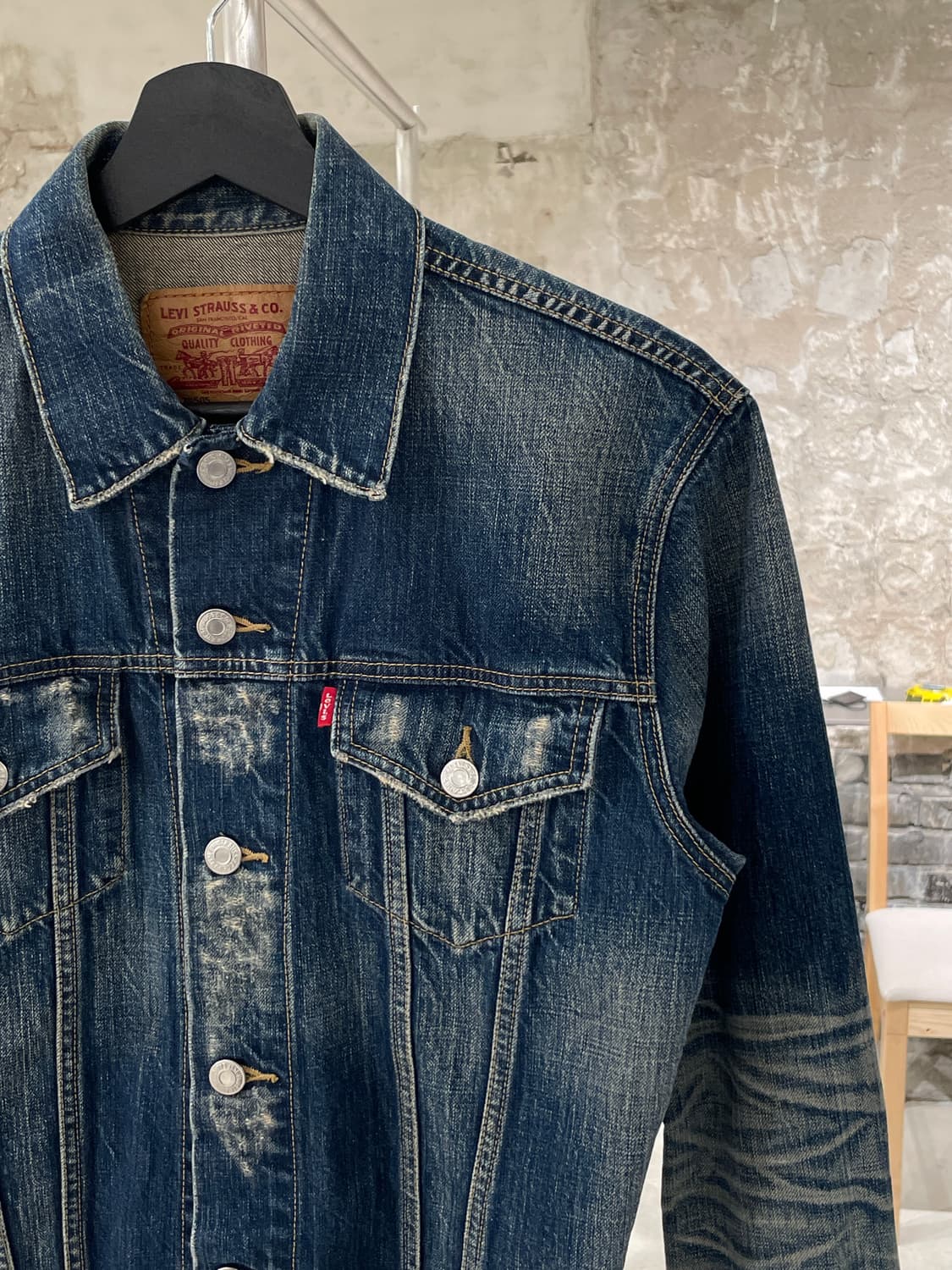 리바이스 70505 중청 워싱 웨스턴 트러커 데님 자켓 상품이미지3
